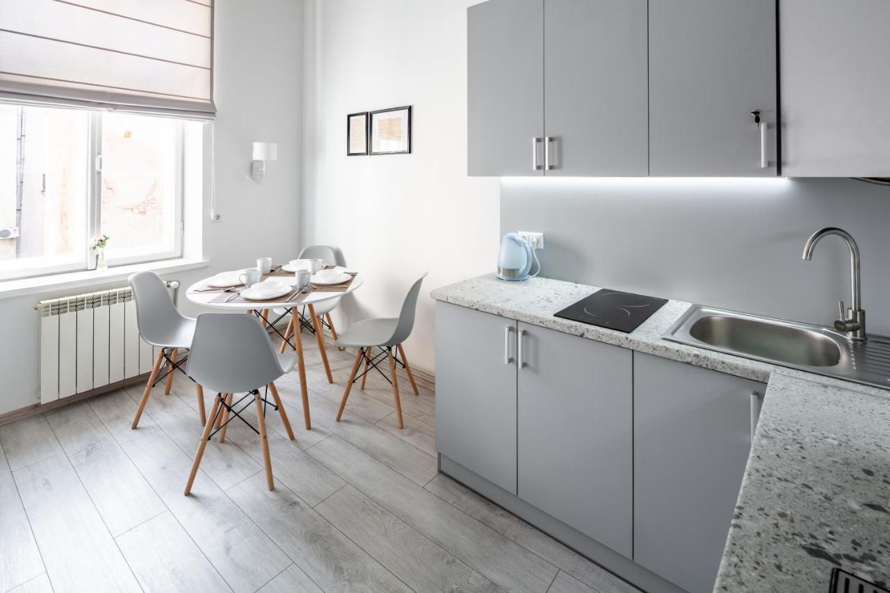 Bookinist Apartment Lviv Kültér fotó